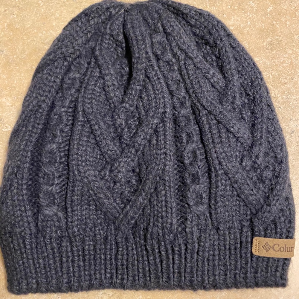 Columbia Omni Heat cable knit hat